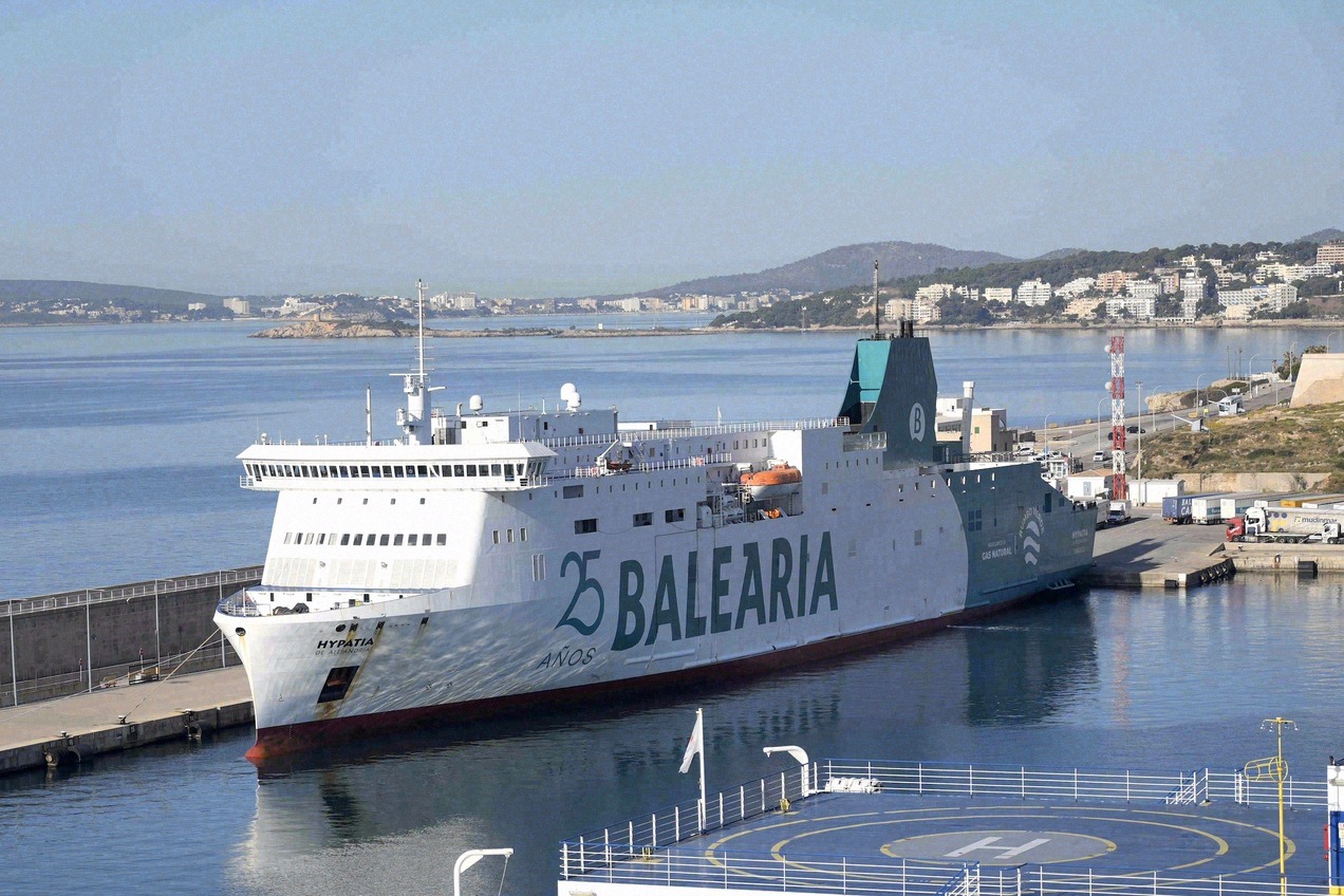Ferries in the port of Palma